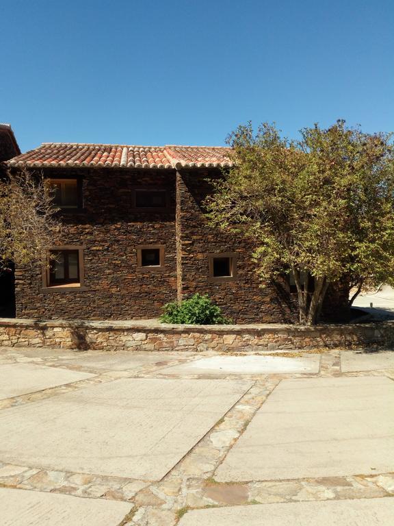 El Egio Pension Cervera de Buitrago Buitenkant foto