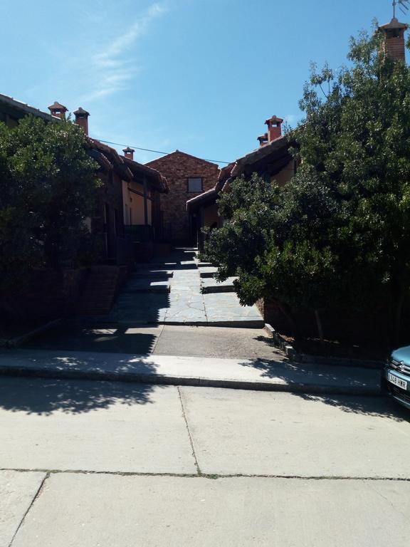 El Egio Pension Cervera de Buitrago Buitenkant foto