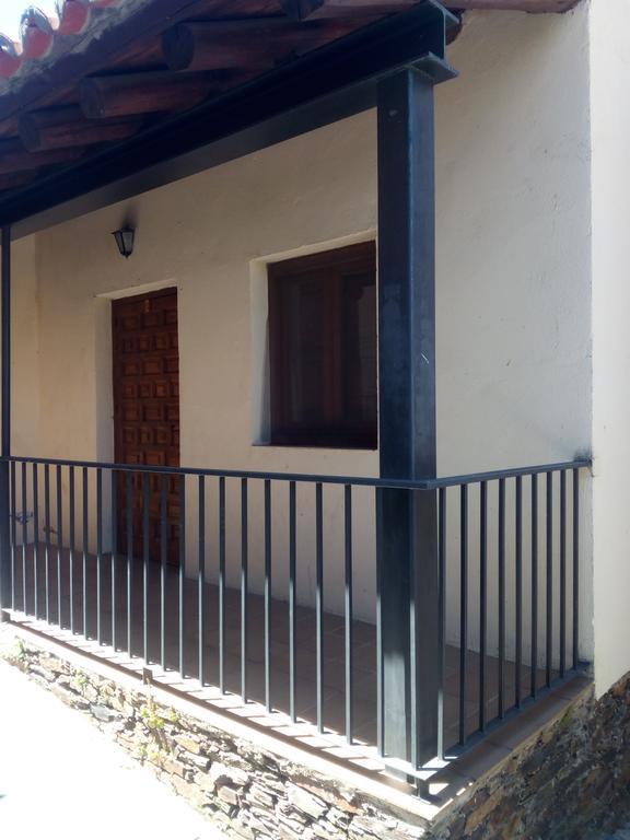 El Egio Pension Cervera de Buitrago Buitenkant foto